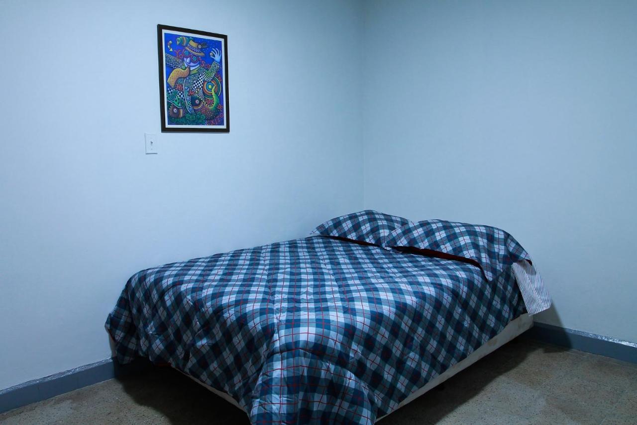 Casa Tuvia Parque Hostel Medellin Luaran gambar